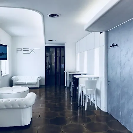 Pex Padova فندق روبانو